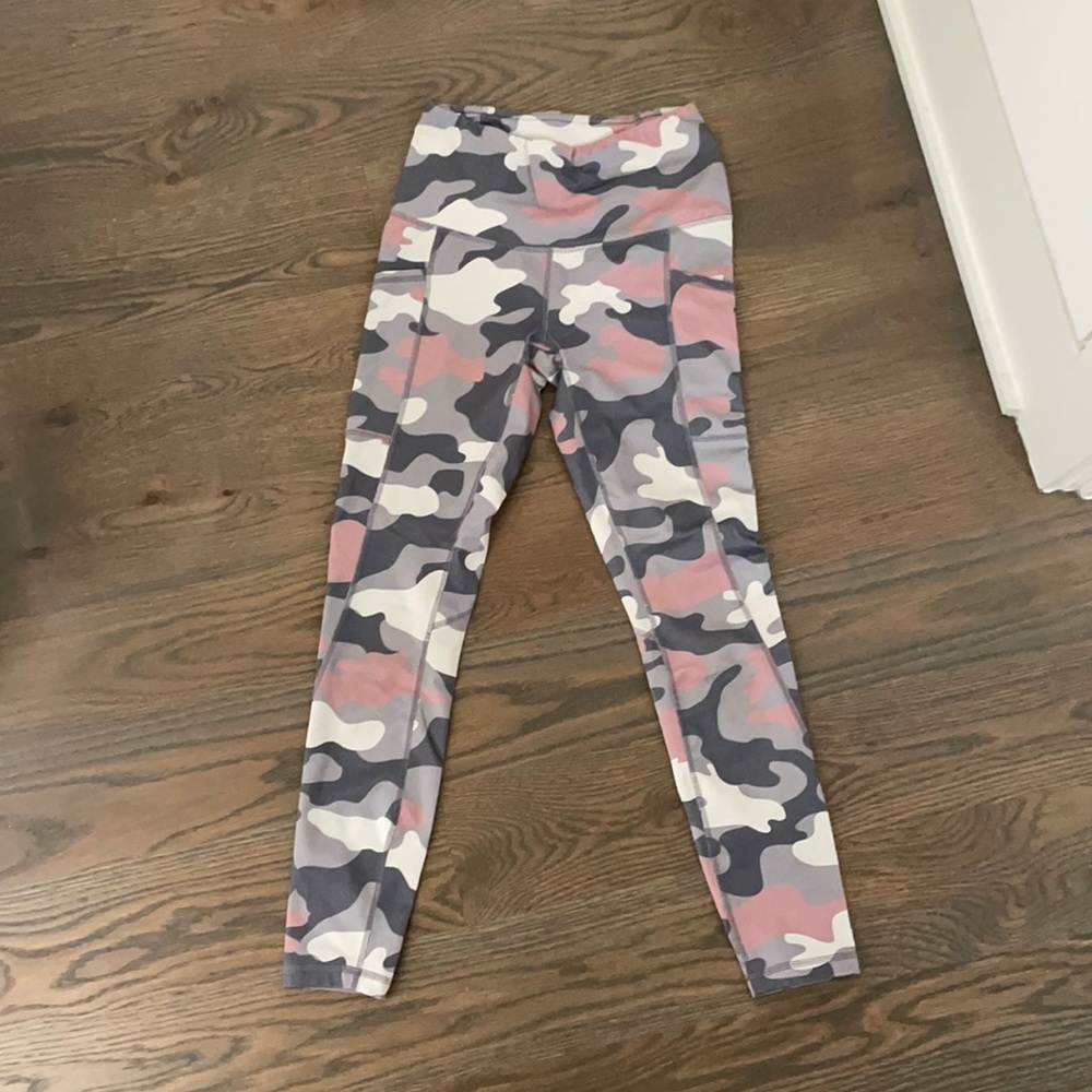 Reebok camo leggings